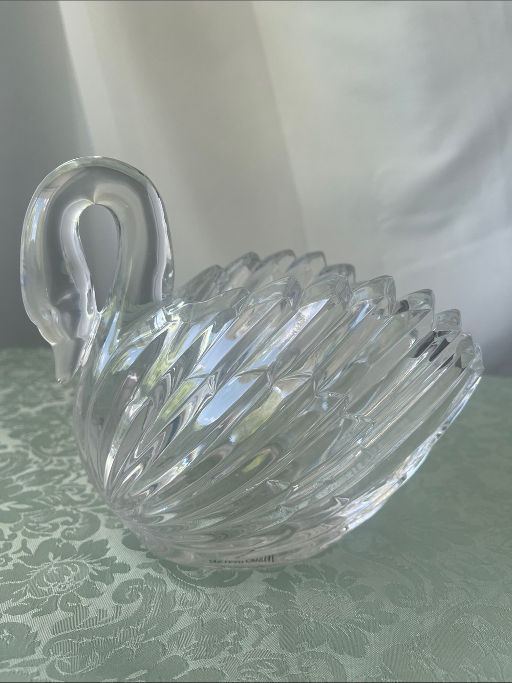 Vintage Gloria Vanderbilt 24% Lead Crystal Swan Dish West Germany